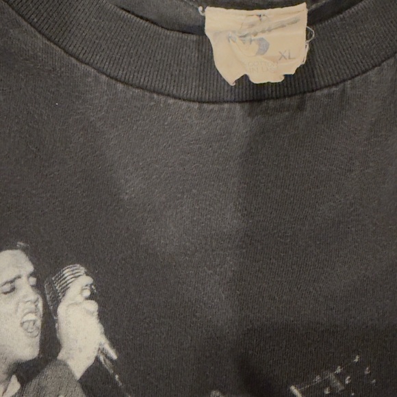 VTG 1997 Men’s Elvis Week Memphis, TN Black Graphic T-Shirt Size Large - Picture 2 of 2